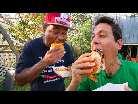 Soft Shell Burger & Oysters + BEST SHRIMP & GRITS!! Seafood Paradise in North Carolina!!