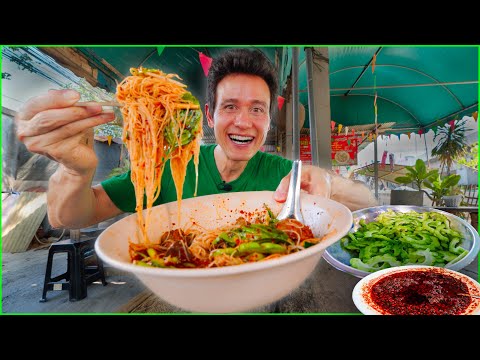 Thailand Street Food – 5 MUST-EAT Thai Noodle Soups in Bangkok!! 🇹🇭