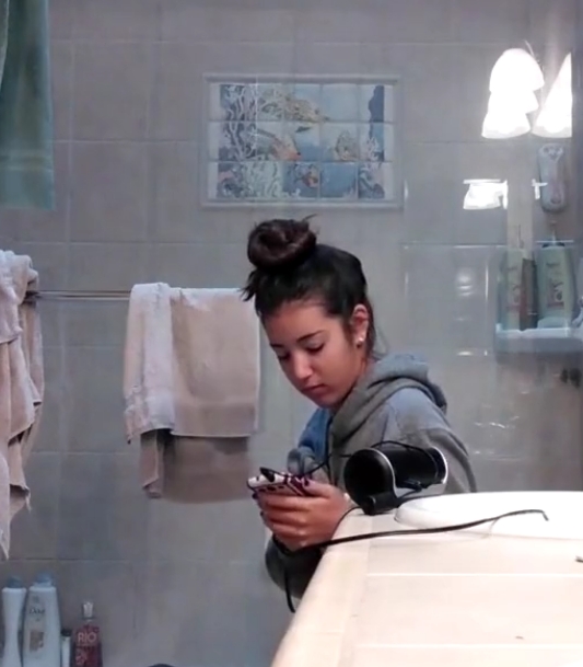 19-year-old College Girl Takes a Shower
