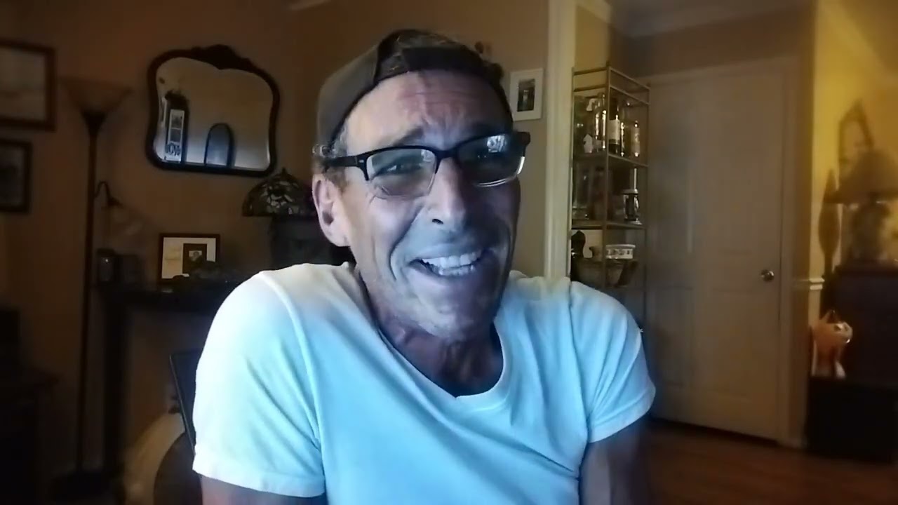 This is Disturbingly Funny    @Mr.Betonyou @hannibalishungry @AlwaysCherryPick @MrFlex @UDM Delivers